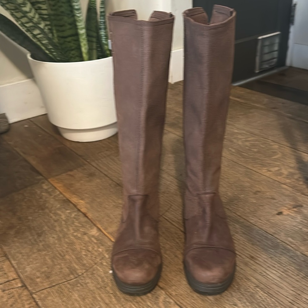 Sorel tall dress boots